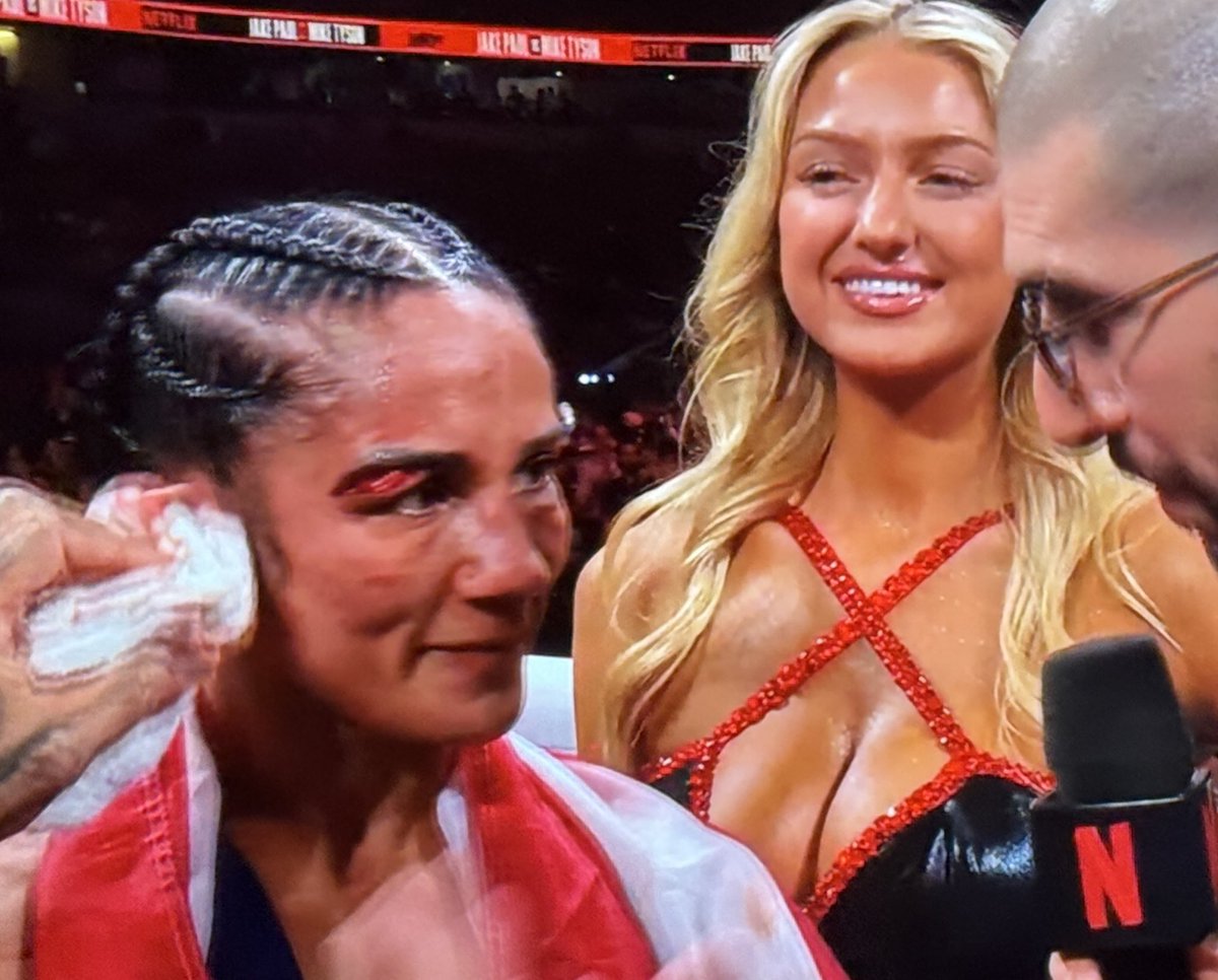 Blondes, Boxing, and Buffering: A Chaotic Night of Fights and Streaming Woes